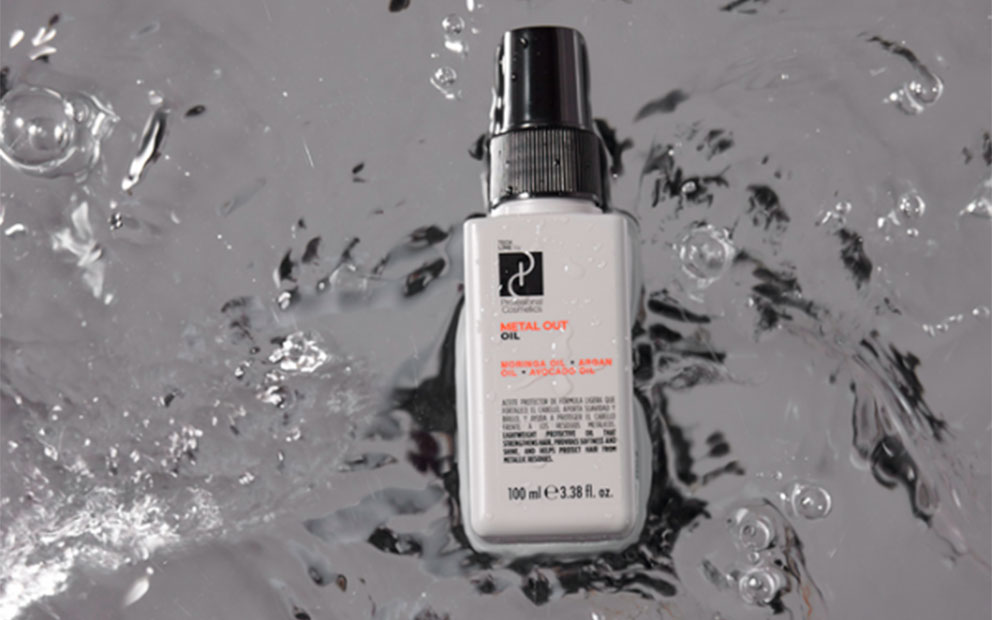 Metal Out Oil: el aceite para el cabello que protege el color y aporta brillo sin peso